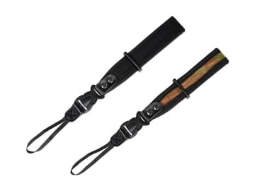 柔らかく手になじむ「ネオプレーン素材」のハンドストラップ