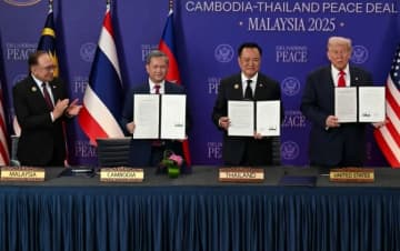 タイ、トランプ氏称賛のカンボジアとの和平合意を「停止」　地雷による兵士の負傷受け