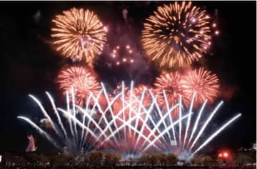 花火とラーメンの最強コラボ！ 万博夜空がアートになる日2025が11月22日開催！ラーメン1杯付きチケットをTIGETで限定販売中！