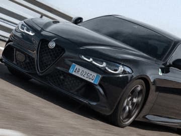 アルファロメオ「GIULIA Estrema」発売　エキゾーストにAkrapovic採用