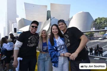 大谷＆真美子さん、フリーマン夫妻とバス上の秘蔵4ショット　間近で撮った球団カメラマン公開