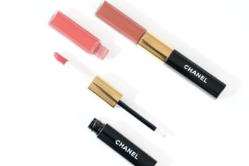 シャネル“最強に落ちにくい”2in1リップ「ル ルージュ デュオ ウルトラ トゥニュ」に新色