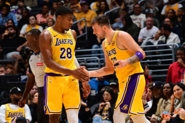 「彼は本当に素晴らしい」ドンチッチが八村塁を称賛！「常に準備ができているし、チームメイトとして最高の人間」＜DUNKSHOOT＞