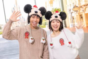 ミッキーとミニーのサンタ帽つきファンキャップ 東京ディズニーリゾートのクリスマスファッション