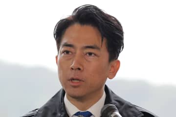 「完全に覚醒してる」小泉進次郎防衛相　立憲議員の台湾有事めぐる質疑で見せた“キレキレ答弁”にSNS騒然