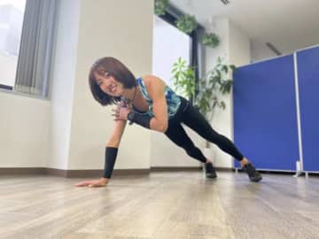 胸板が厚くなる！腕立て伏せで作る強い上半身トレーニング3選