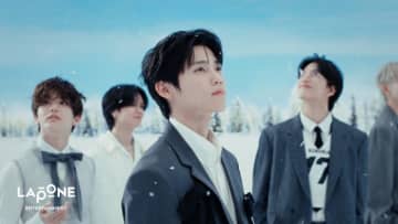 INIがクリスマスを取り戻す、新曲「Present」MVはストーリー仕立て