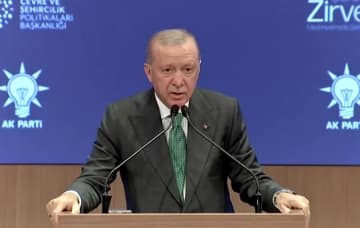 トルコ軍の輸送機がジョージアで墜落　20人安否不明