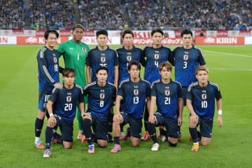 「傑出している」「中田英寿を想起」話題の日本代表新ユニを英有名誌が絶賛！「最も素晴らしいものの一つだ」