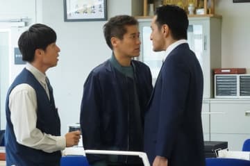 『新東京水上警察』“ヤメ検”弁護士には面倒をみていた暴力団組員がいた‥