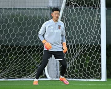 鈴木彩艶が怪我で不在。ガーナ戦でGKの先発は？ 序列では早川友基が一歩リードか。小久保玲央ブライアンの豊富な国際経験にも期待【日本代表】