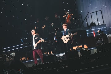 【ライブレポート】コブクロ、全国ツアー＜KOBUKURO LIVE TOUR 2025 “THIS IS MY HOMETOWN”＞完走「自分たちが生まれた場所に誇りを持とう、大切にしよう」