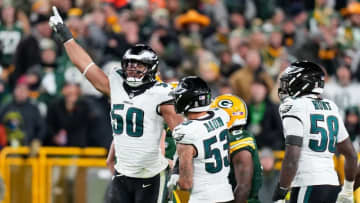 移籍後の初戦で再編されたイーグルス守備陣をけん引したDEフィリップス、パッカーズに勝利