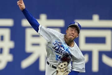 中日・岡林、4年連続4回目のGG賞「来シーズンは5年連続を目指して頑張ります」