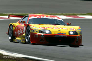 『triple a SARD SUPRA GT』打倒新車を狙った名門チームの旧型スープラ【忘れがたき銘車たち】