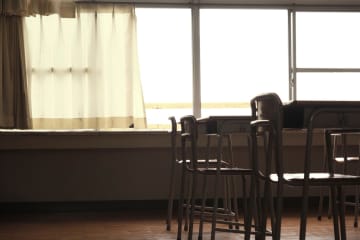 不登校児童・生徒が12年ぶりに減少も中学生の13人に1人が不登校…保護者の会は「減っている実感はない」　東京都