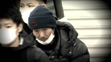 “三角コーン”投げた直後にまた…JR大井町駅前の橋から“看板”投げつけ電車に直撃　54歳の男を逮捕「むしゃくしゃしてやった」