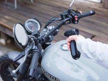 吹いて掃除の新常識！　SPICERRから軽量ジェットファン3機種が同時発売