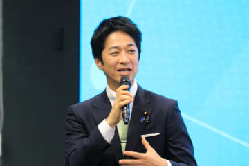 「10個飲ますと100個飲まされる」　維新・藤田共同代表、中高生に「連立」の苦労こぼす