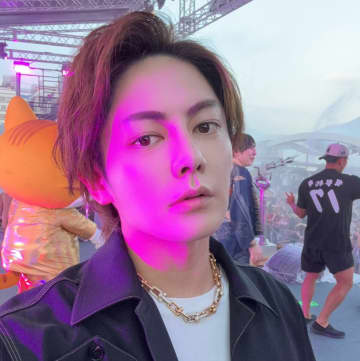 「なぜこの件に関して蒸し返す」「悪質な脱税ですよ」と否定的な声集まる。三崎優太、脱税事件への本音にSNSザワつく