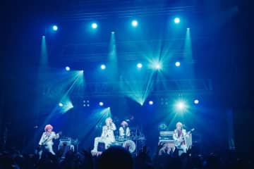 【ライヴレポート】DIV、＜ONEMAN LIVE 2025「Lost in Paradise」＞開催。「これからも最強にカッコ良いバンドでいさせてください」