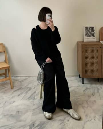 黒コーデに合う靴の色は何色？ 4色のおすすめカラーを徹底解説【レディース】