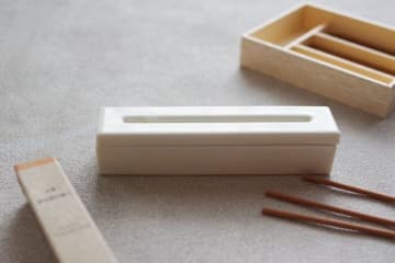 【無印良品】生活の質爆上がり！「ねかせて焚く香皿」で快適＆癒しの空間に