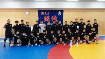 ＜レスリング＞【特集】約30人の部員の大半が入学後にレスリングを始めた選手！「燃えよ闘魂」の精神で飛躍を目指す名古屋工業高校（上）