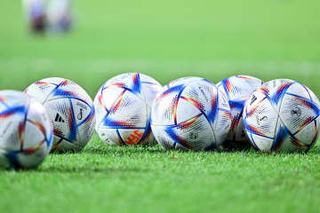 北海道はすでに銀世界｢除雪お疲れ様です｣Jリーグ秋春制は大丈夫か？J2札幌の練習場が雪に覆われて来季は不安だらけ｢ピッチにヒーティングシステム入っててもこう｣｢Jリーグさん見てますかー!!」