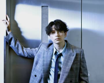 眞栄田郷敦『港のひかり』インタビュー。自分を犠牲にしてもいい——そう思える人に出会えるのは素敵なこと