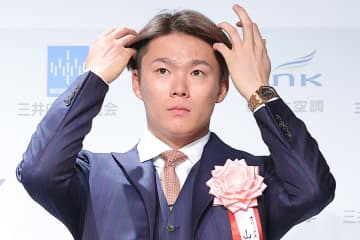 山本由伸　MVP獲得でCMギャラは4倍の3億円に！熱視線送る「超高級時計ブランド」