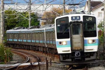 JR東、中央本線 甲府〜小淵沢で｢211系副本線号｣乗車体験イベント 12月6日開催