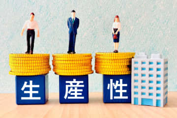 日本の労働生産性の動向2025、サービス業中心に上昇、宿泊・飲食は低下