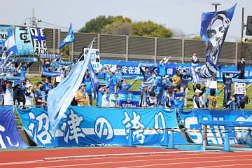 23歳MFの衝撃ゴールが「えぐいえぐいえぐい」　一人カウンター完結…70m独走に「競馬見てるんかと」