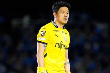 最強助っ人の退団発表に「遂に来てしまった」　7つのタイトル獲得…ファン惜別「歴史を変えた男」