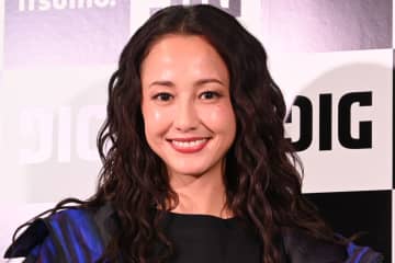 39歳・沢尻エリカの最新ショットにネット「全然印象違う」「いや、美女だけど…」　6年ぶり映像メディアに登場