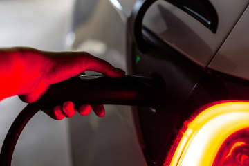 「中国のバフェット」段永平氏「新エネ車メーカーのほとんどが消える」―中国メディア