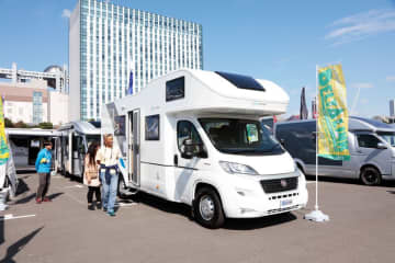 まもなく開催！キャンピングカー約150台が大集合『お台場キャンピングカーフェア2025』11月22日・23日開催　～キッチンカーイベントも併催！～