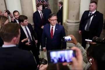 エプスタイン文書の公開義務づける法案、米下院で来週にも採決へ　議長が明言