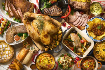 【ローストターキー＆ヴーヴ・クリコも】アロフト大阪堂島で心弾む「クリスマスビュッフェ」開催！世界各国の豪華メニューと音楽が彩る特別な夜！