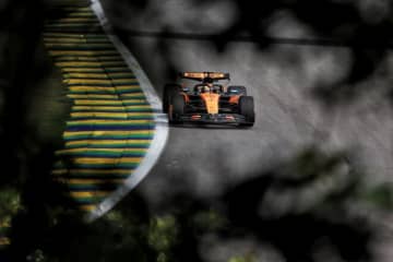 意気消沈のピアストリ「週末を通して良い状況から遠ざかった。明らかに何かが変だった」／第21戦サンパウロGP