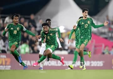 「32か国も勝ち上がれるのに…」日本と韓国を破った“アジア２位”、失意のGS敗退に国民落胆「C・ロナウドが来て、我が国のサッカーは弱くなった」「34年のW杯が心配だ」【U-17W杯】