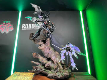 「ROBOT魂＜SIDE AB＞」より「ダンバイン（H.D.）」と「ズワァース（H.D.）」が展示【#魂ネイション2025】40年の作品から分析、考証した「高密度」シリーズ