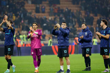 伊名門のSNSに日本人が登場「凄いです」　元イタリア代表DFとの2ショット「愛が溢れてる」44