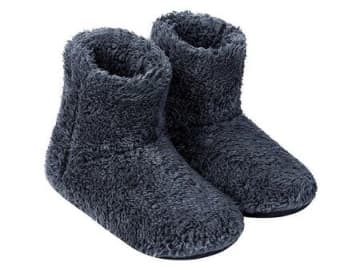 「足が冷えて辛い…」→ふわもこスリッパで解決！Amazonタイムセールで『あったかルームシューズ』をお安くゲット♡