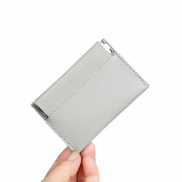 【ダイソー】で大当たり見つけた！ 棚にあったら即買い！「優秀カードケース」