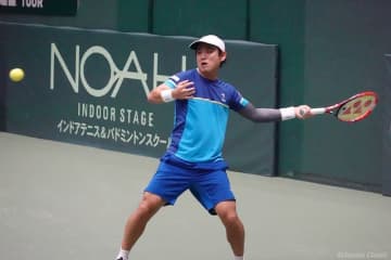 西岡良仁 左肩の負傷で2回戦を前に棄権。「今週だけでも持ってほしい」願いかなわず[兵庫ノアチャレンジャー]