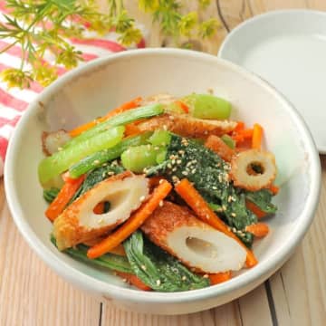 【小松菜とちくわがあったらコレ作ろ】「作り置きのつもりが全部食べちゃった！」レンチン3分で作れる簡単常備菜レシピ