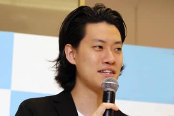 粗品、「3月末をもってお酒をやめた」　断酒を決心したワケ「俺も30歳超えて…」