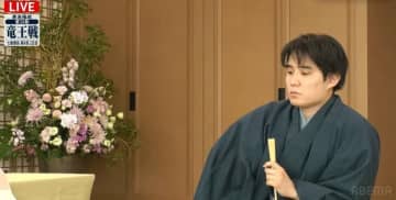 え…！超豪華“勝負めし”をキャンセル？佐々木八段、休憩中も盤上没我の様子が話題「代わりに食ってやる肉」「ガスケツするぞ」